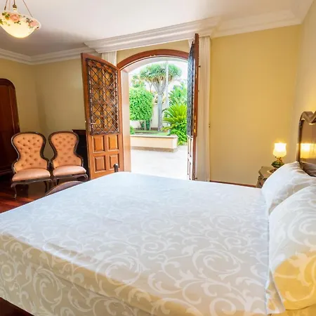 Espectacular Casa Con Jardin 