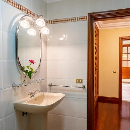 Espectacular Casa Con Jardin 