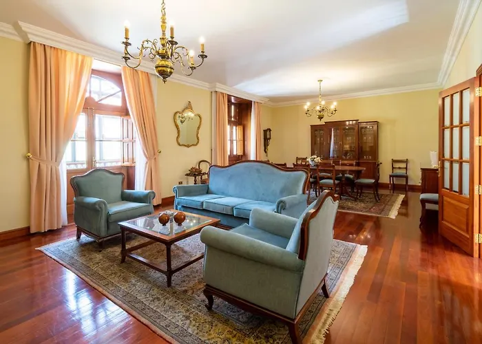 Espectacular Casa Con Jardin 