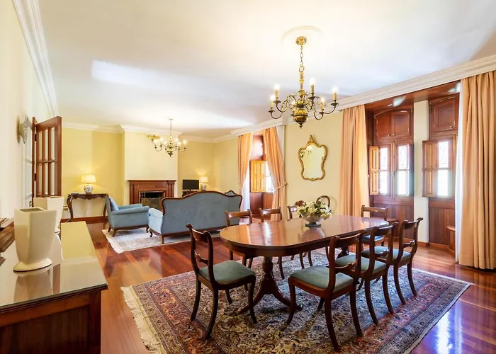 Espectacular Casa Con Jardin 