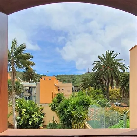 Espectacular Casa Con Jardin 