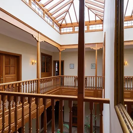 Espectacular Casa Con Jardin 