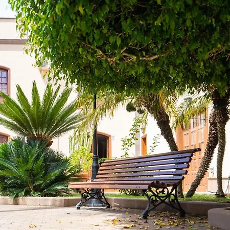 Espectacular Casa Con Jardin 