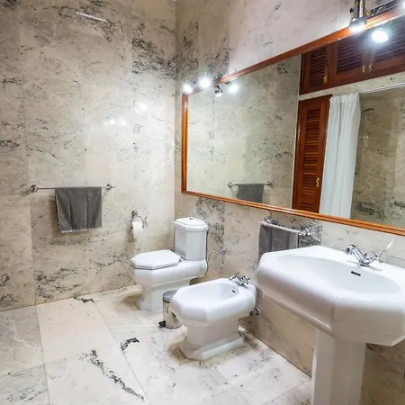 Espectacular Casa Con Jardin 