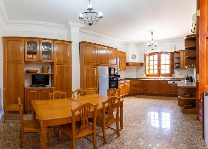 Espectacular Casa Con Jardin 