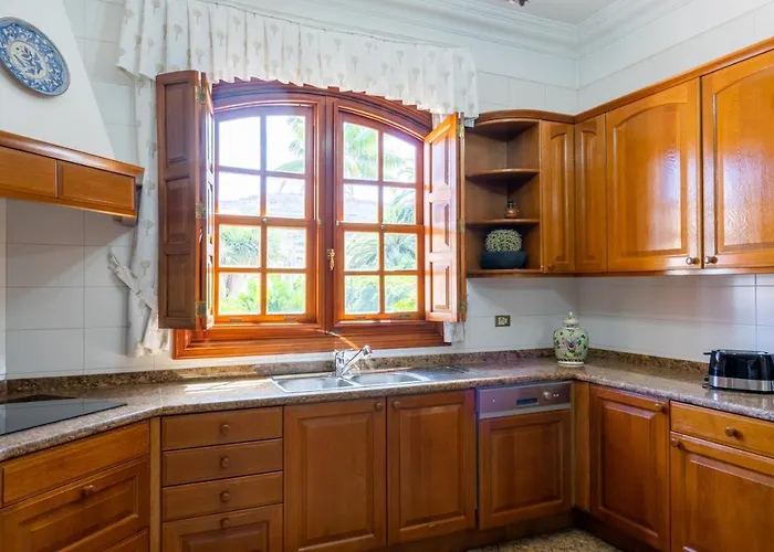 Espectacular Casa Con Jardin 