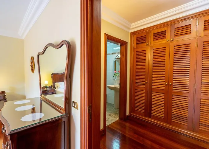 Espectacular Casa Con Jardin 